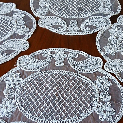 White lace floral placemat - lace,
